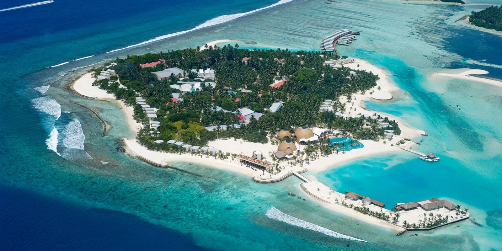 Holiday Inn Resort Kandooma Maldives gallery image 1